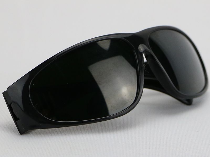 護目鏡（防強光黑）